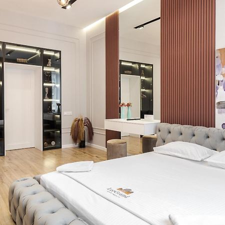 Leogrand Apartments On Leontovycha 17 Lviv Kültér fotó